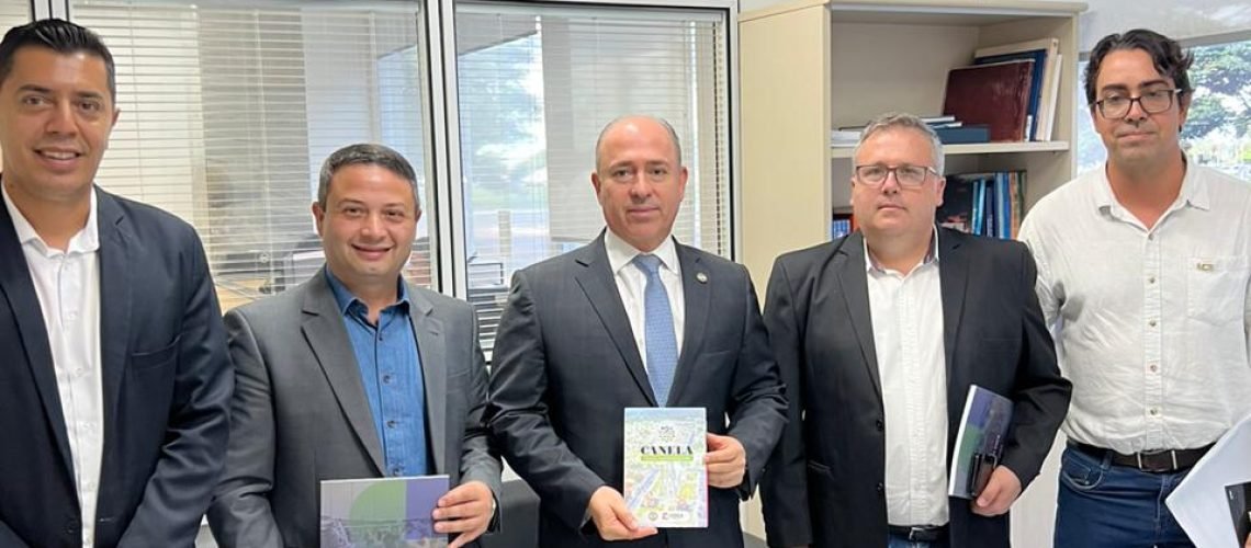 Com os Servidores do MICTI, Cícero Rocha- Edvaldo Dias da Silva e Publio Ribeiro