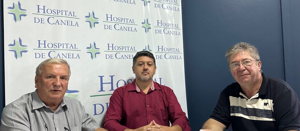 Prefeito Constantino, interventor Jonas e o novo administrador Aristides