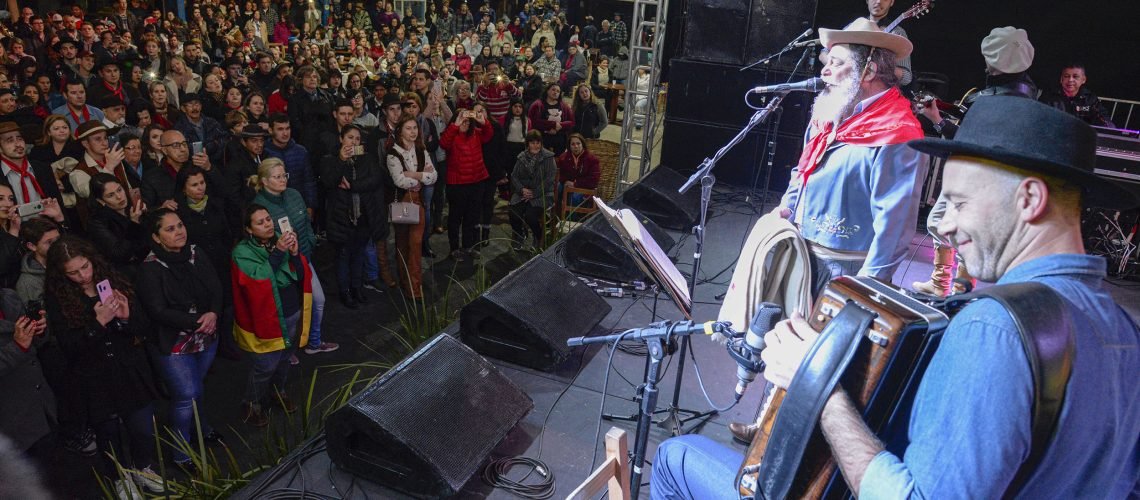 13_09_2019_Semana Farroupilha Canela_Show com Luiz Marenco. Foto Rafael Cavalli/SerraPress